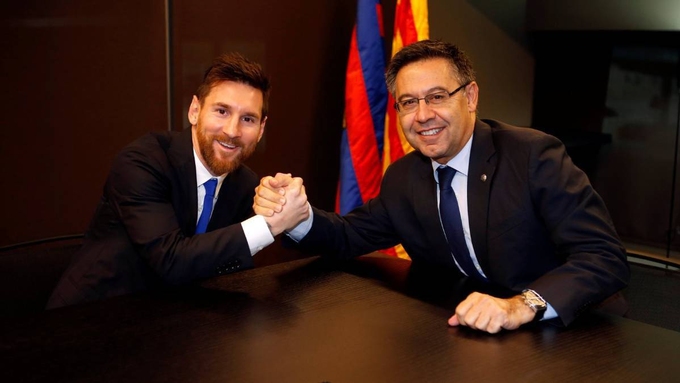 Chủ tịch Barca:”Lionel Messi vẫn muốn ở lại Barca”